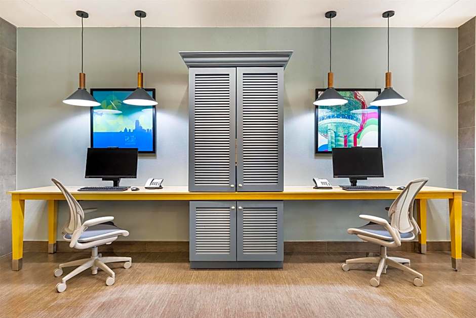Home2 Suites By Hilton Dallas Addison
