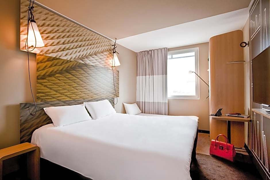ibis Saint Quentin en Yvelines - Velodrome