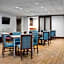 Hampton Inn By Hilton And Suites Omaha Downtown