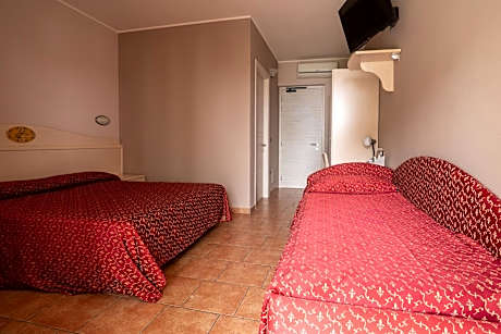Standard Double or Twin Room with Balcony - Dependence