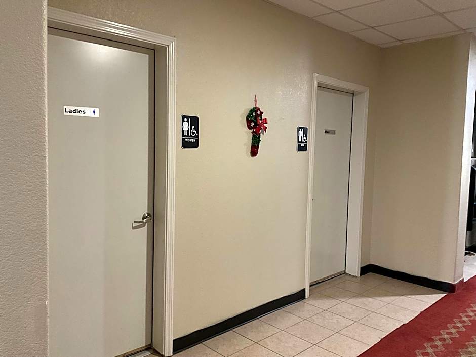 Yorktown Inn and Suites