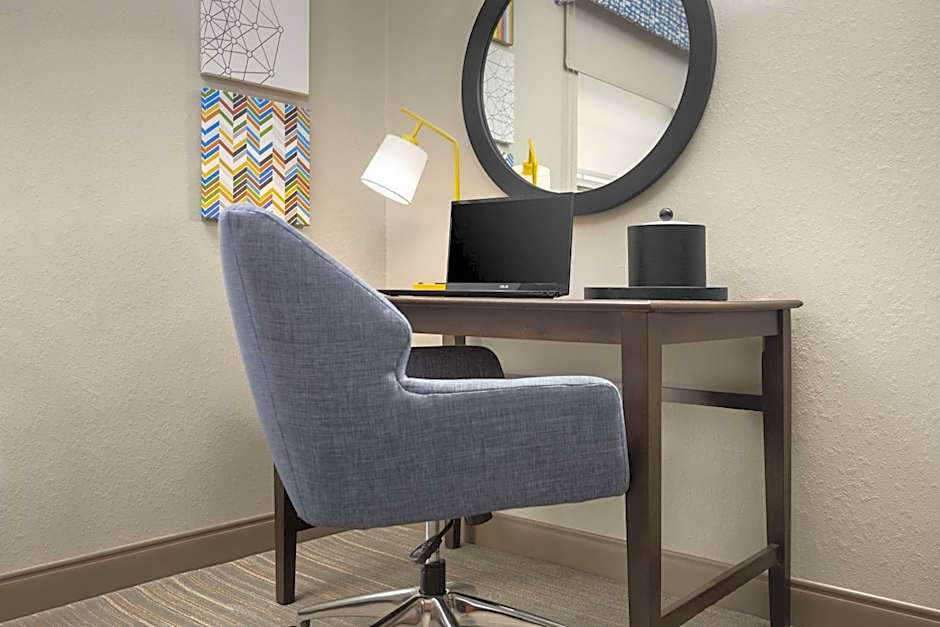 Hampton Inn By Hilton Augusta Me