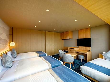 Superior Fourth with Private Bathroom