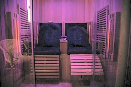 Suite with Spa Bath