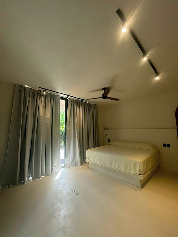 Casa Hood By the Sea