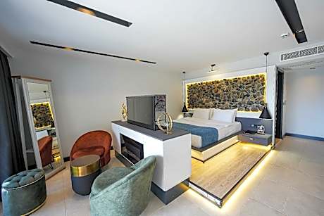 Partial Sea View Room