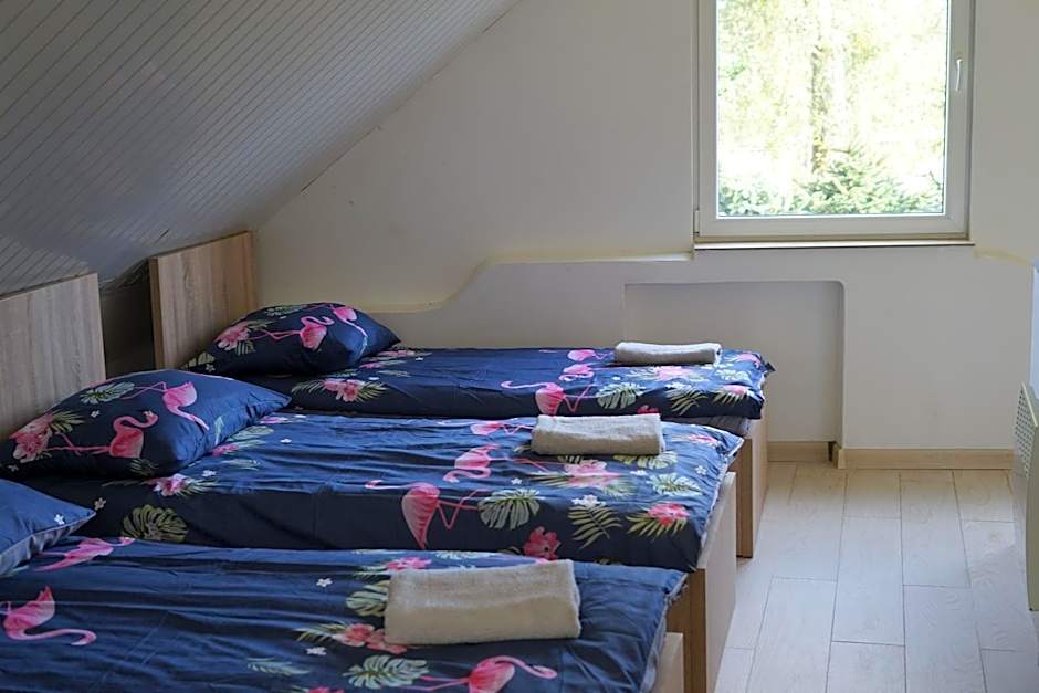 Domek K2 - Niezależny 5 osobowy - NoclegiGrodziskPL 792-535-535