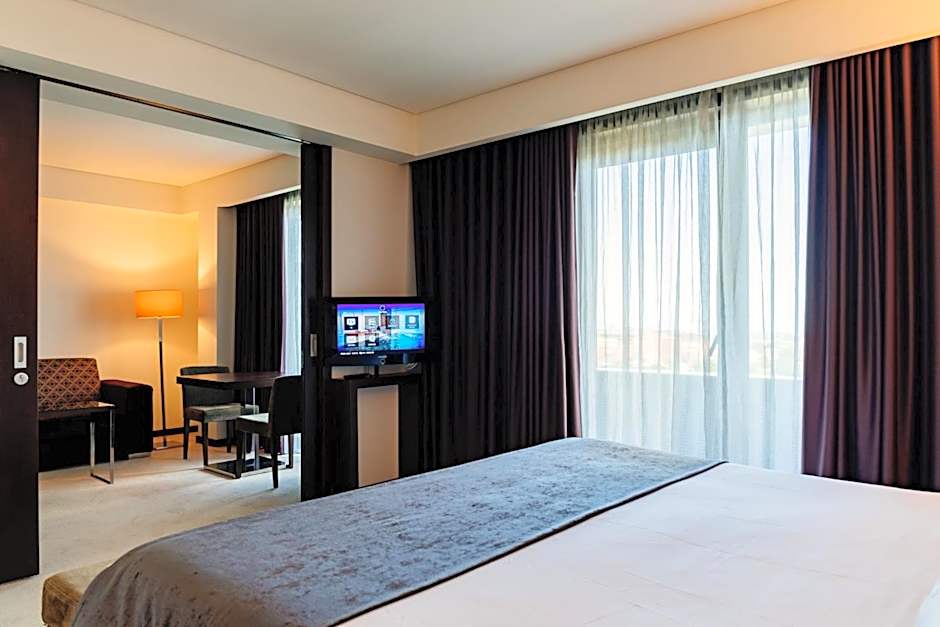 Axis Porto Business & Spa Hotel