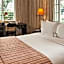 The Henry Hotel Manila