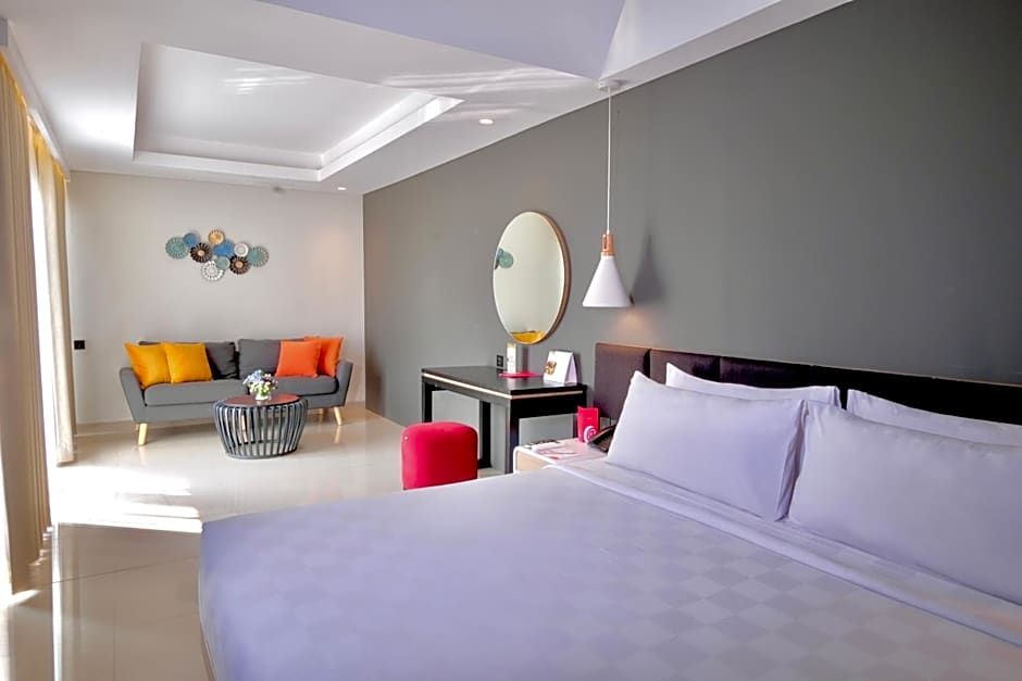 Photo 1 of 5 of Junior Suite, Balcony