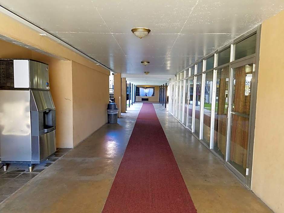 Days Inn by Wyndham Leesville