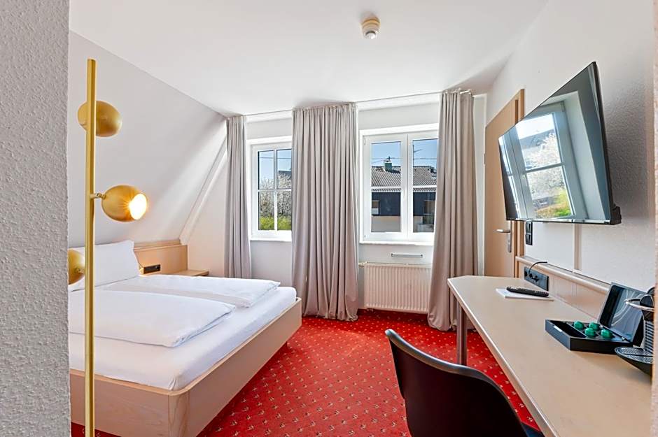 Steiners Hotel Airport-Messe in Birkach