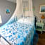 Searenity, Waterside studio in the heart of Treasure Island, walk to beach