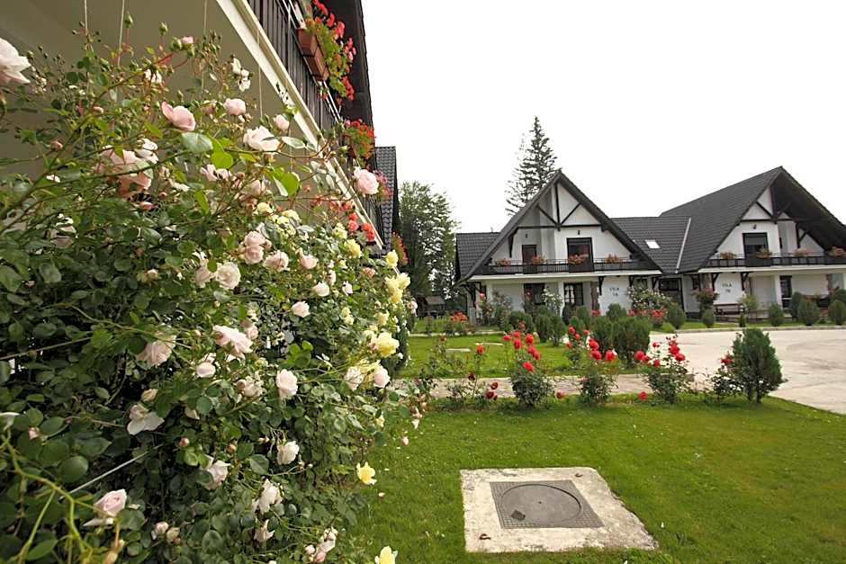 Complex Vile- Milana M Residence