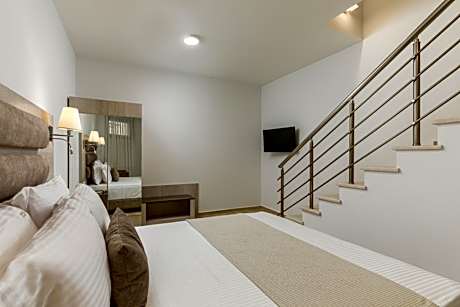 Αpartment with Semi-basement Bedroom.