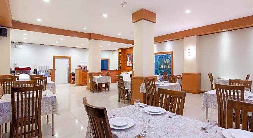 Kanchanaburi City Hotel