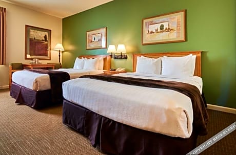 THE LODGE AT ROLLING HILLS