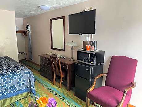 Queen Room