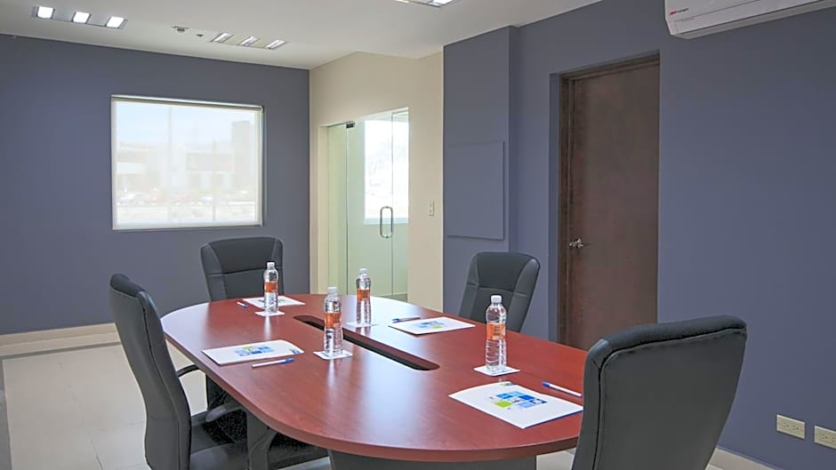 Holiday Inn Express Cabo San Lucas By IHG