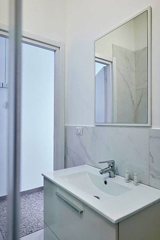 Soleē, Family Holidays & Hostelling