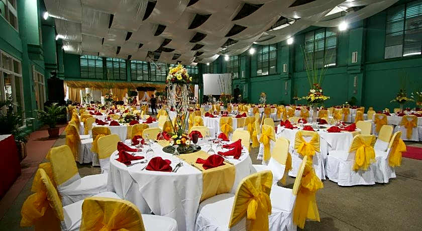 Crown Regency Suites And Residences - Mactan