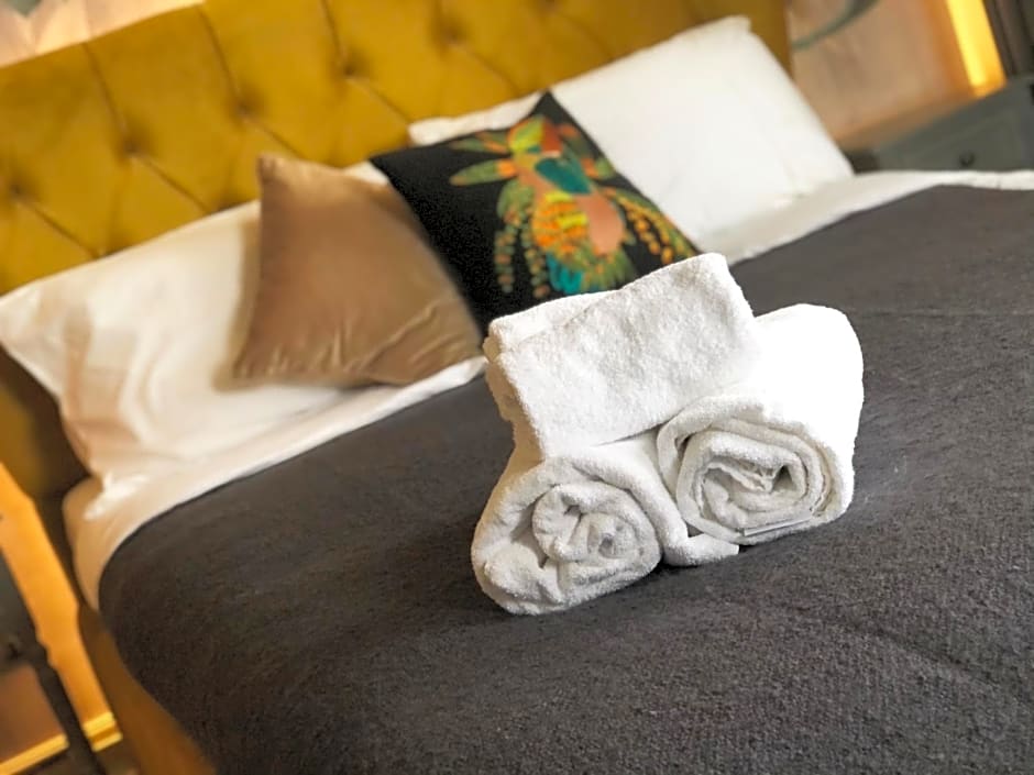 The Hive at Poppi-Red