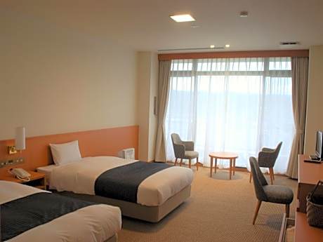 Renovated Twin Room
