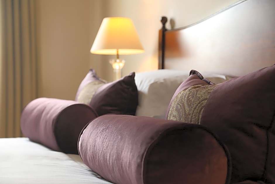 Macdonald Compleat Angler