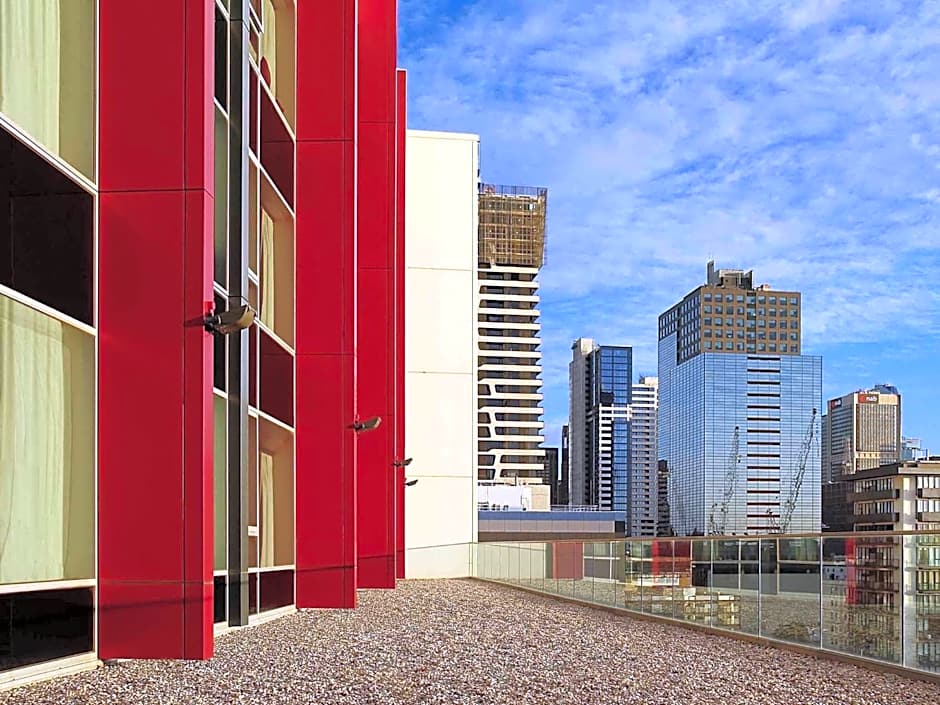 Mercure Melbourne Therry Street