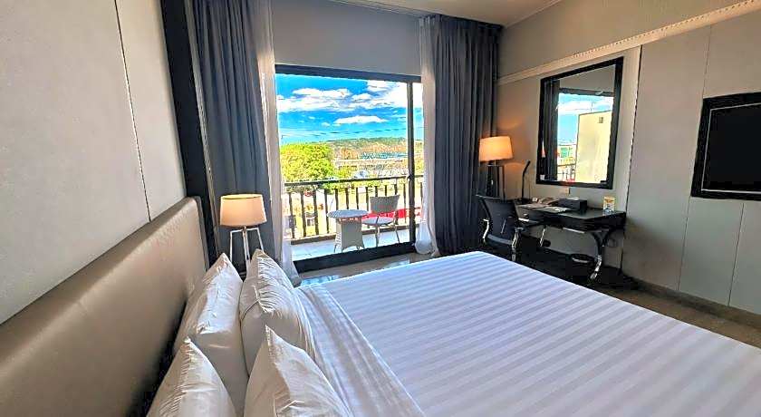 Le Charme Suites Subic