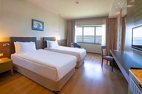 Queen Room - Disability Access