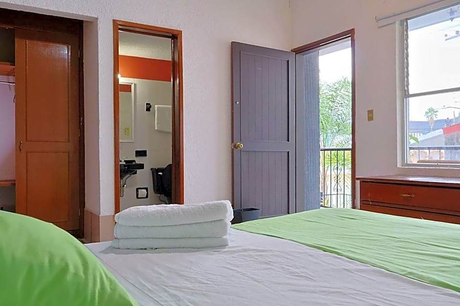 OYO Hotel San Felipe Inn