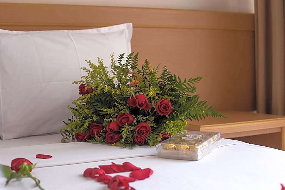 Nacional Inn Poços de Caldas - Lazer completo e Gastronomia no Centro