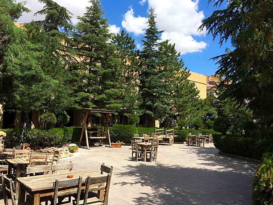 Burcu Cave Hotel