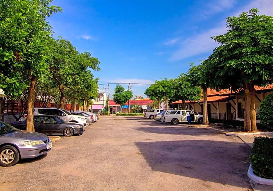 Prachuap Place Hotel