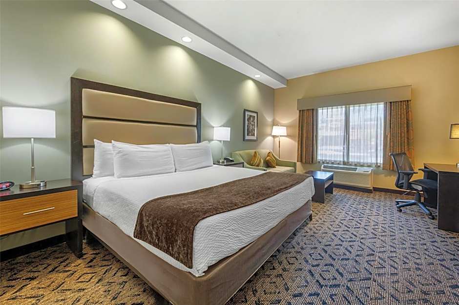 Best Western Plus College Park Hotel
