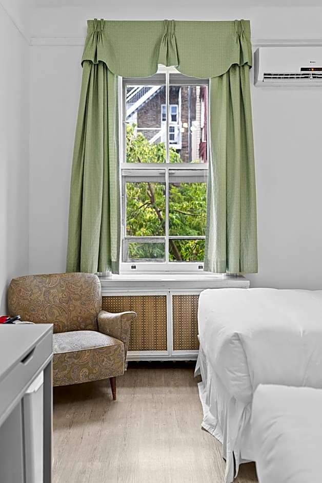 Le Chateau de Pierre - Par Aneyro