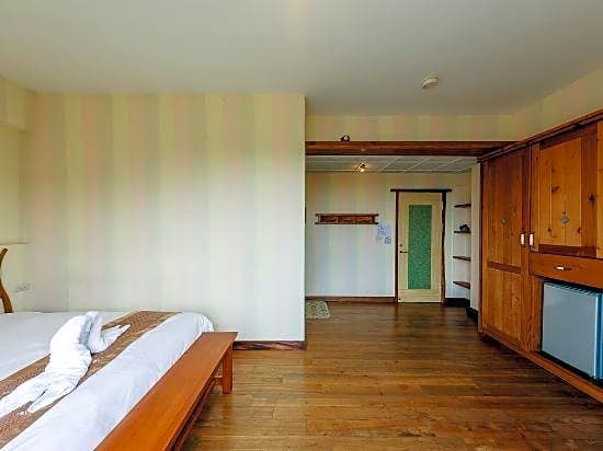 Smile Food Spa Bed and Breakfast