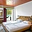 Binji Hotel