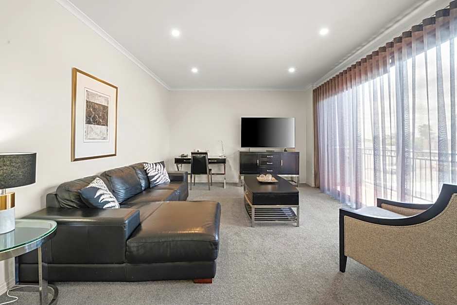 The Carrington Hotel