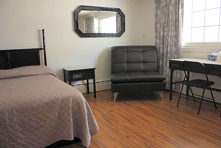 Photo 1 of 2 of 2 Double Beds