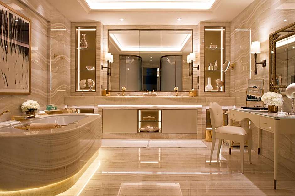 Four Seasons Hotel George V Paris