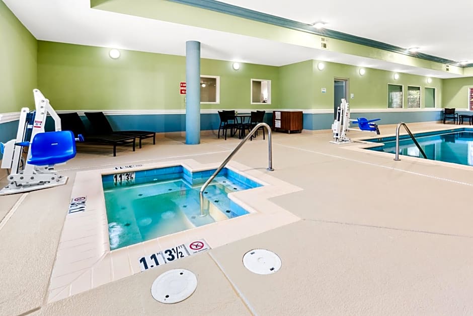 Holiday Inn Express Hotel & Suites Klamath Falls Central By IHG