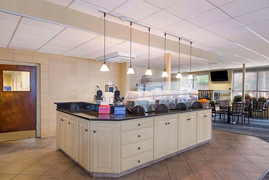Best Western Winners Circle Inn