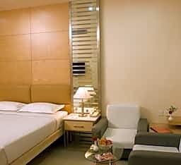 Sandesh Kingston