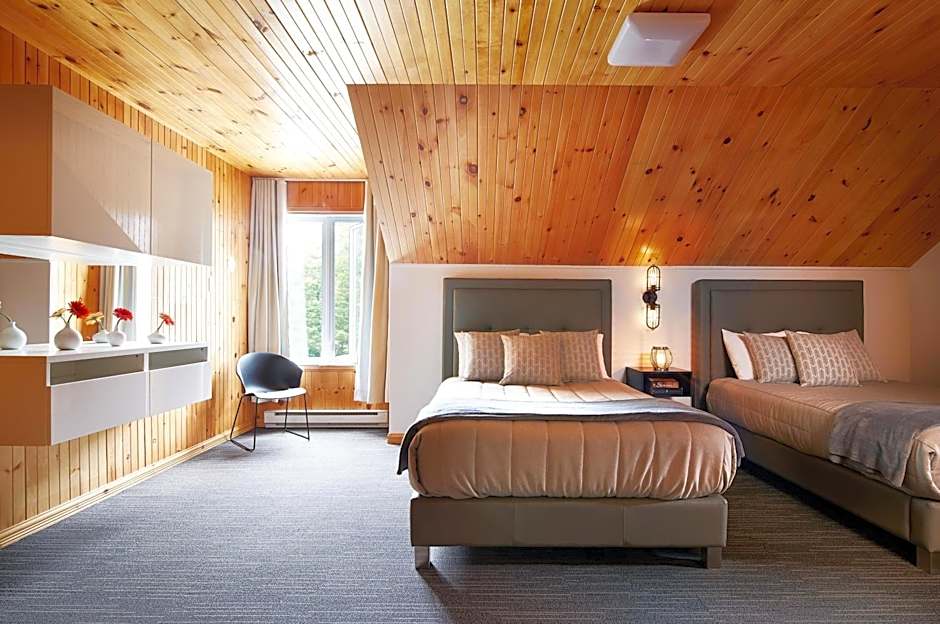 Auberge du Lac-à-l'Eau-Claire