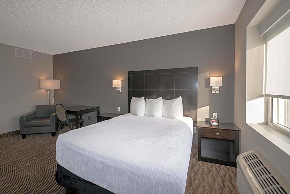 Coast Nisku Inn & Conference Centre