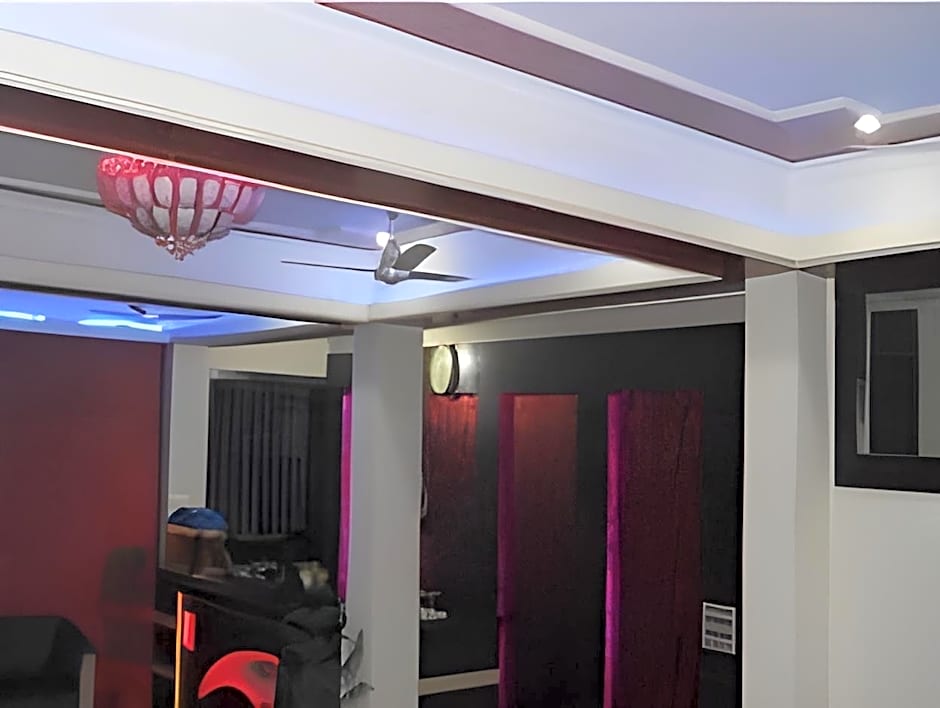 Hotel Gayatri Palace