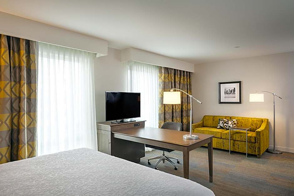 Hampton Inn & Suites Seattle/Northgate