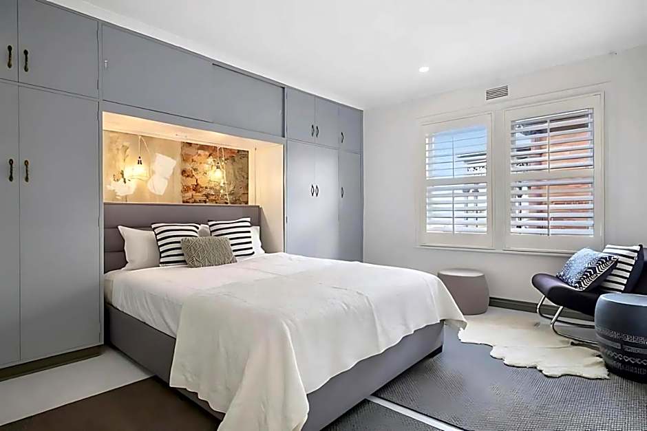 Courtyard Serenity at Grappa Court North Hobart